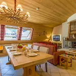 Le Paradis 18 & 18b Appts Апартаменты Шамони