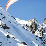 Апартаменты Le Paradis 18 & 18b Appts