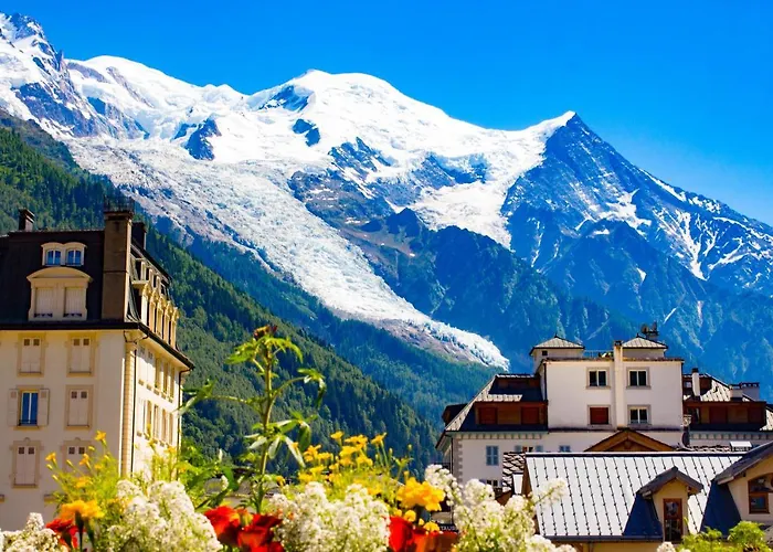 Le Paradis 18 & 18b Appts - Year * Chamonix